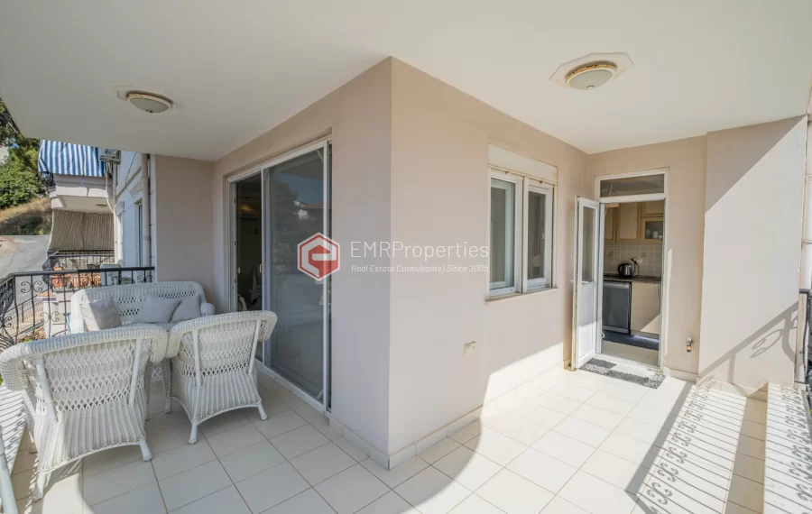 Hillside Residence - Luxurious 2 Bedroom Apartment with Sea View Mountain View and Castle View