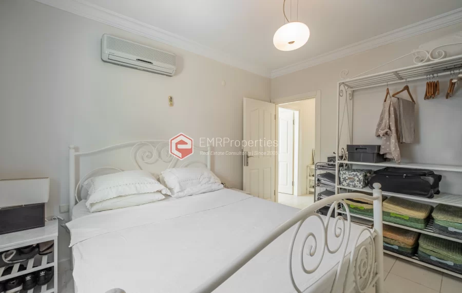 Hillside Residence - Luxurious 2 Bedroom Apartment with Sea View Mountain View and Castle View