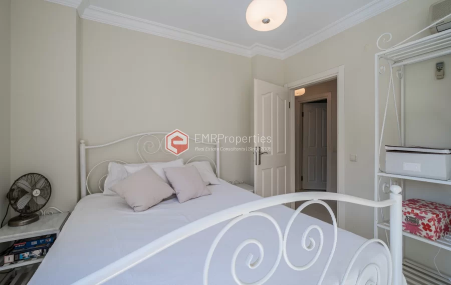 Hillside Residence - Luxurious 2 Bedroom Apartment with Sea View Mountain View and Castle View