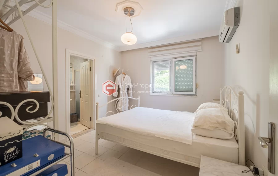 Hillside Residence - Luxurious 2 Bedroom Apartment with Sea View Mountain View and Castle View