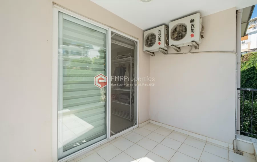 Hillside Residence - Luxurious 2 Bedroom Apartment with Sea View Mountain View and Castle View