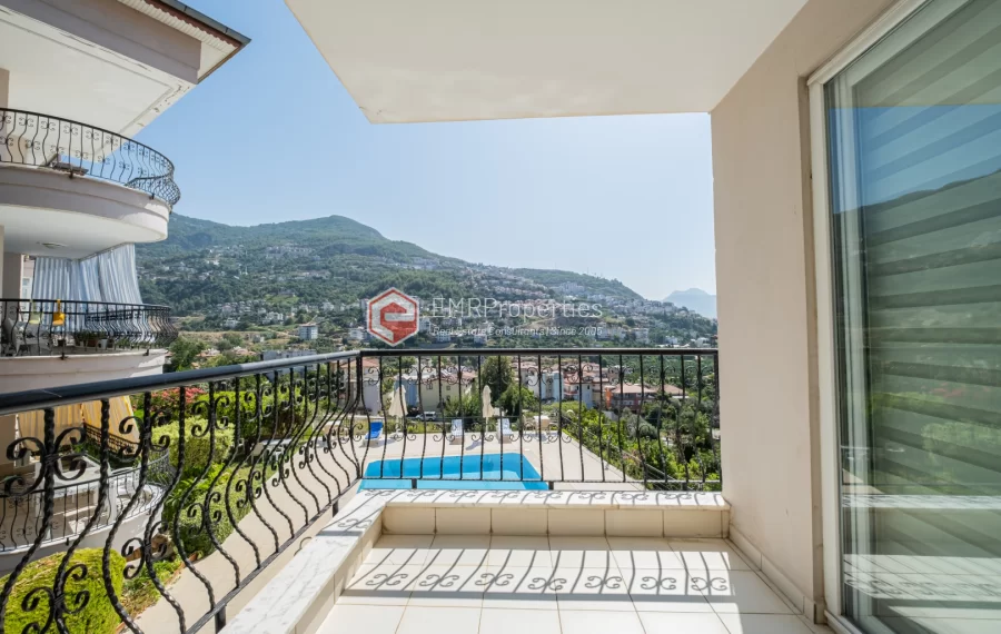 Hillside Residence - Luxurious 2 Bedroom Apartment with Sea View Mountain View and Castle View