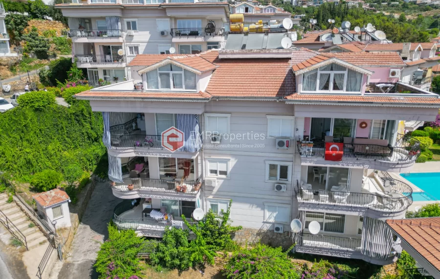 Hillside Residence - Luxurious 2 Bedroom Apartment with Sea View Mountain View and Castle View