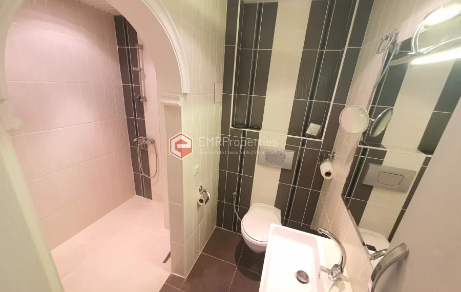 Просторная квартира с видом на озеро в Демирташ Аланья