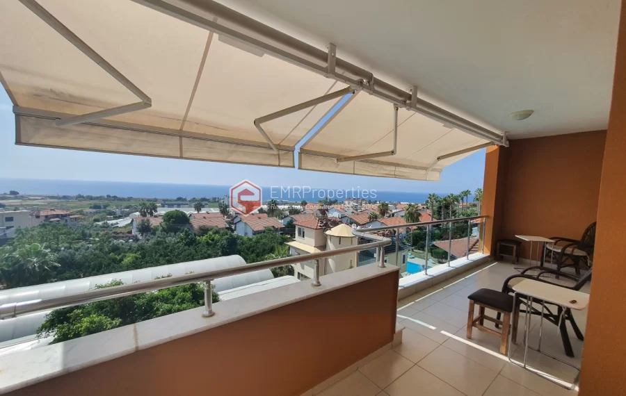 Просторная квартира с видом на озеро в Демирташ Аланья