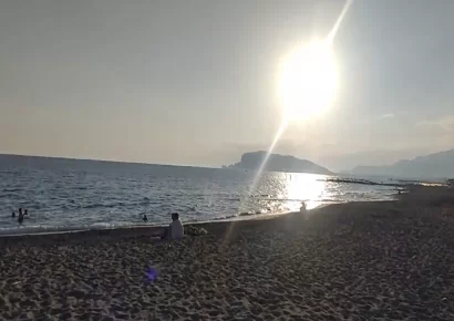 Недвижимость в Алании 2+1 под ключ у моря ПЕРВАЯ ЛИНИЯ райо Тосмур