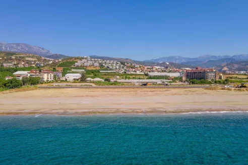 Spacious 4-Bedroom Apartment with Sea View in Ideal Location