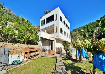 Элитная недвижимость в Газипаша с видом на море и резиденцией