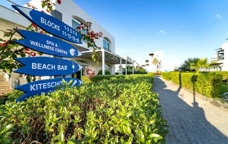 Exclusive project with full facilities in the beachfront of Cyprus