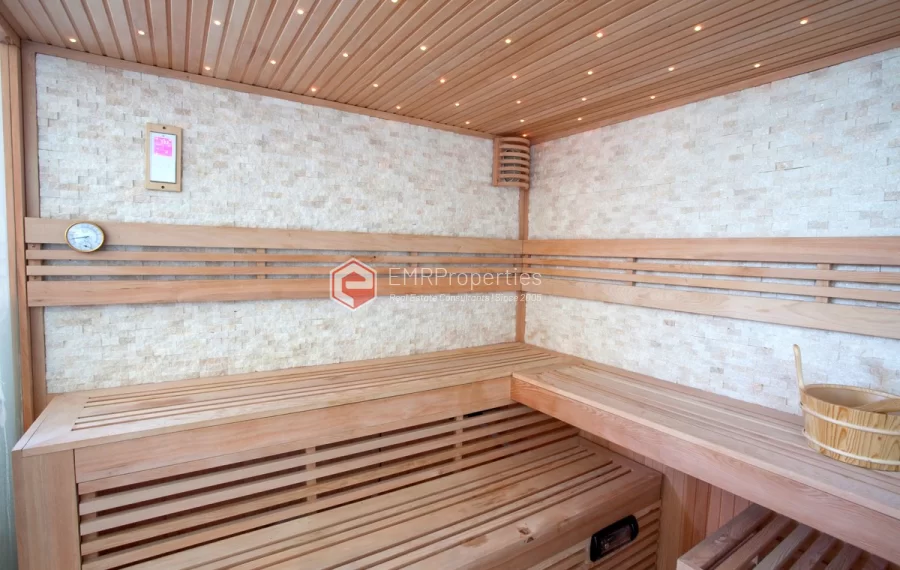 Exclusive project with full facilities in the beachfront of Cyprus