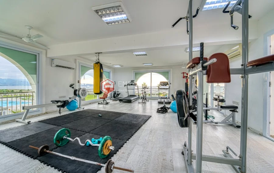 Exclusive project with full facilities in the beachfront of Cyprus