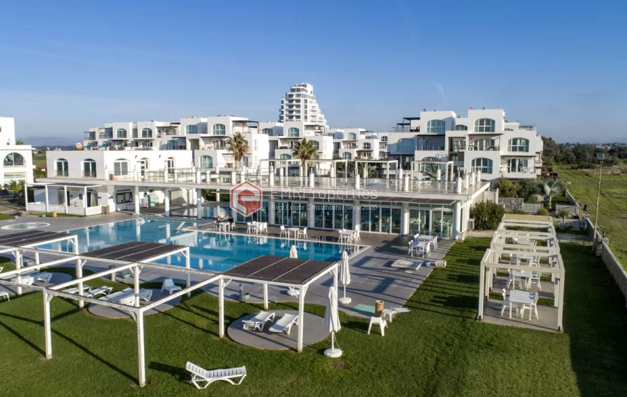 Exclusive project with full facilities in the beachfront of Cyprus