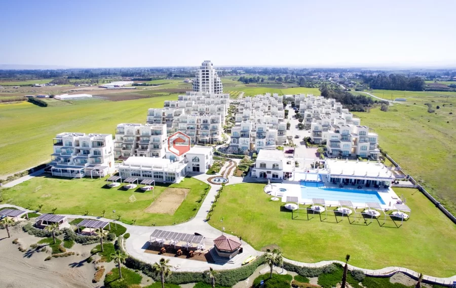 Exclusive project with full facilities in the beachfront of Cyprus