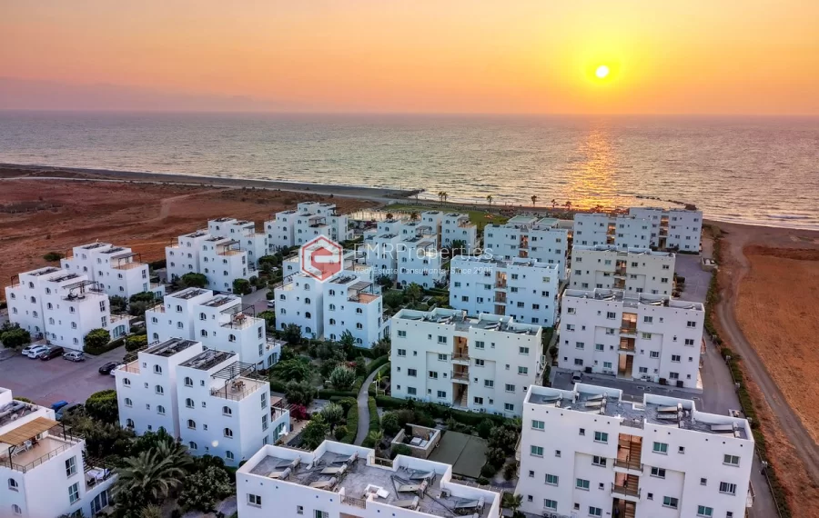 Exclusive project with full facilities in the beachfront of Cyprus