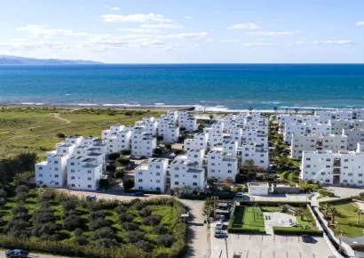 Exklusives Projekt mit voller Ausstattung am Strand von Zypern