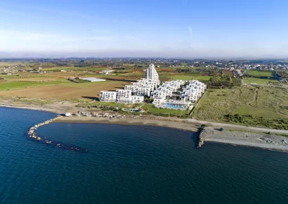 Exklusives Projekt mit voller Ausstattung am Strand von Zypern