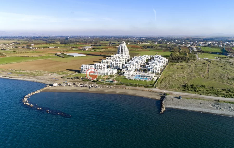 Exclusive project with full facilities in the beachfront of Cyprus
