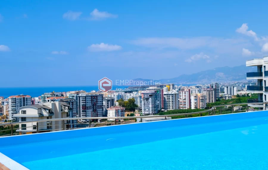 Luxury Apartments in Mahmutlar Alanya with Sea View and Pool