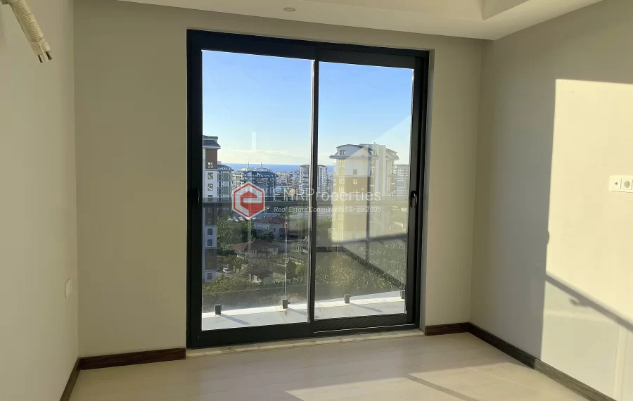 Luxury Apartments in Mahmutlar Alanya with Sea View and Pool