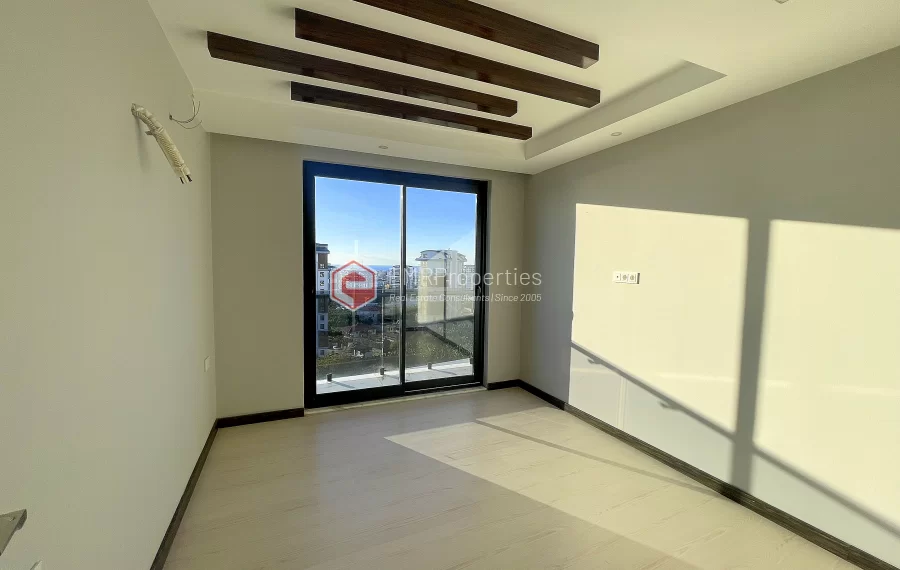 Luxury Apartments in Mahmutlar Alanya with Sea View and Pool