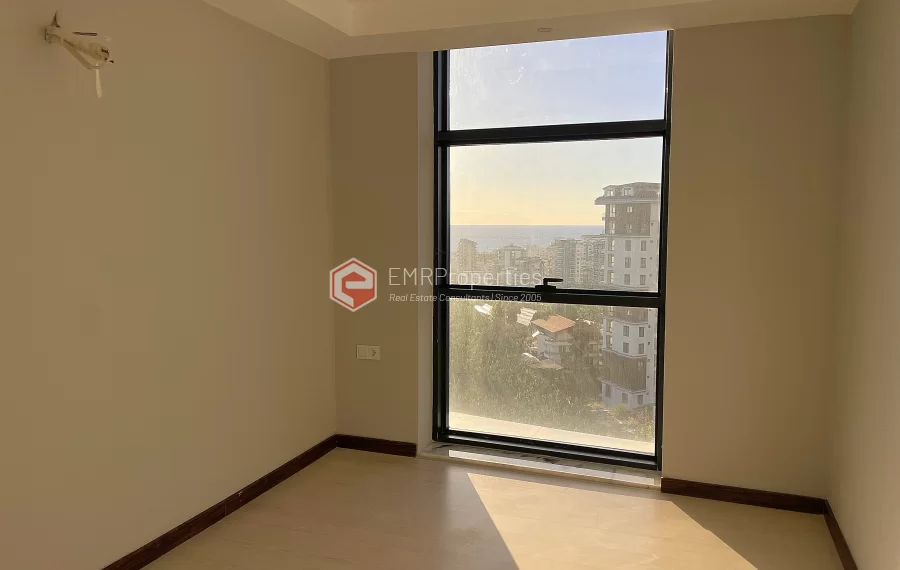 Luxury Apartments in Mahmutlar Alanya with Sea View and Pool