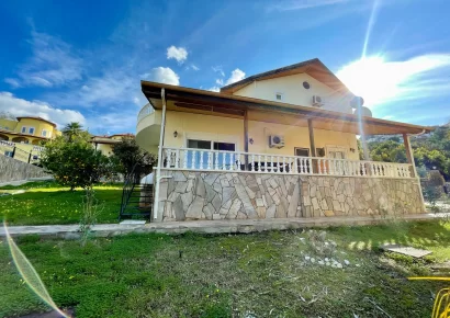 Attraktive 4-Zimmer-Villa mit Meer- und Poolblick in Kargicak, Alanya