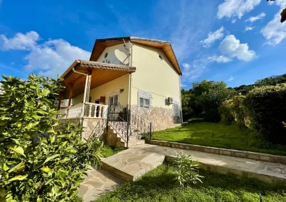 Attraktive 4-Zimmer-Villa mit Meer- und Poolblick in Kargicak, Alanya