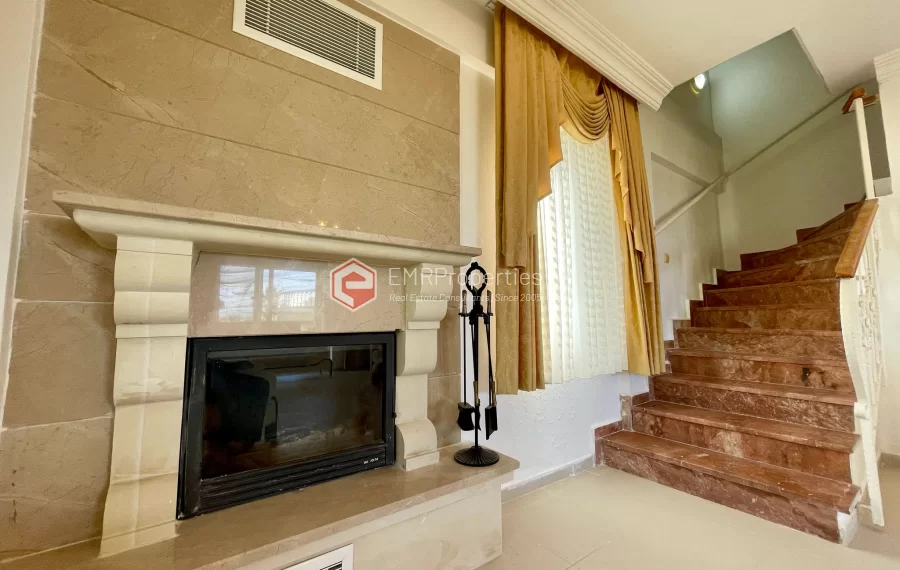 Просторная квартира с видом на бассейн в Каргыджак, Аланья