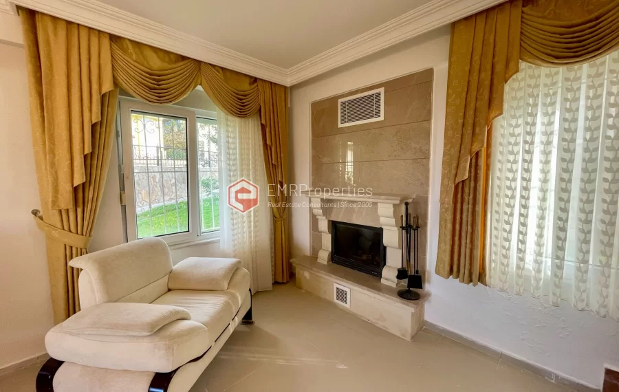 Просторная квартира с видом на бассейн в Каргыджак, Аланья