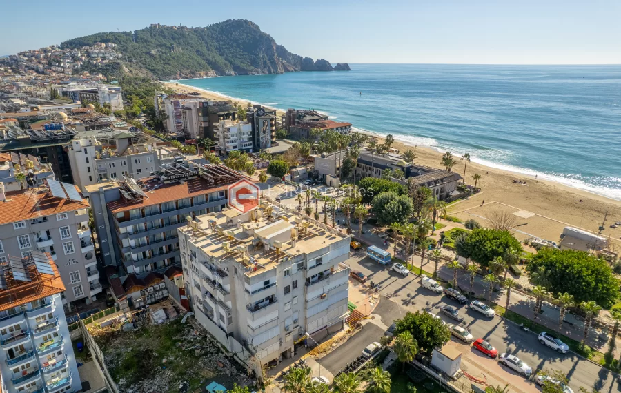 Luksuzan stan kod Kleopatra plaže – 135 m², potpuno renoviran, otvoren pogled