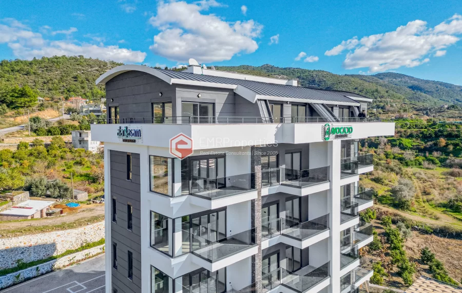 Prostran i svijetao dupleks stan sa pogledom na prirodu u Demirtašu