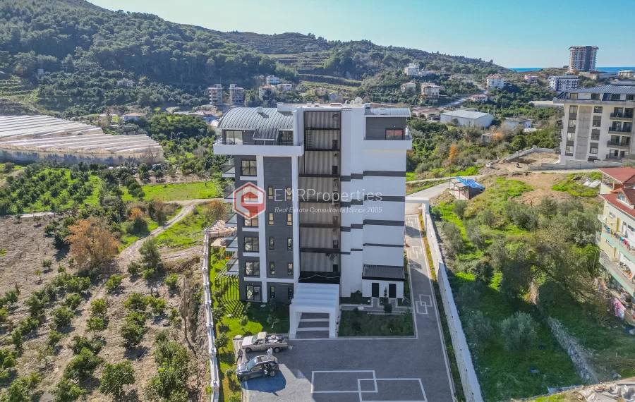 Prostran i svijetao dupleks stan sa pogledom na prirodu u Demirtašu