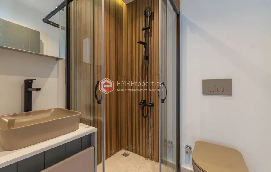 Prostran i svijetao dupleks stan sa pogledom na prirodu u Demirtašu