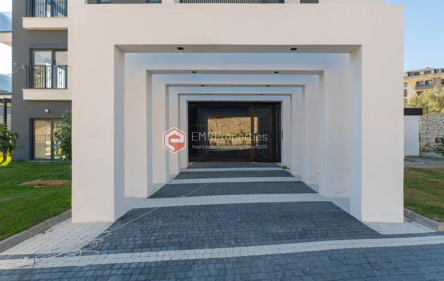 Prostran i svijetao dupleks stan sa pogledom na prirodu u Demirtašu