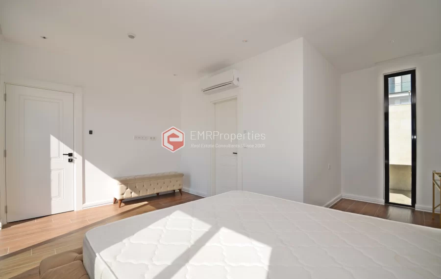 Ekskluzivna četverosobna vila s pogledom na more u Alanya-Kargicaku