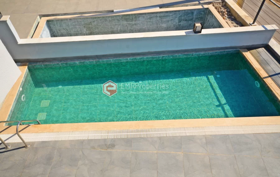 Ekskluzivna četverosobna vila s pogledom na more u Alanya-Kargicaku