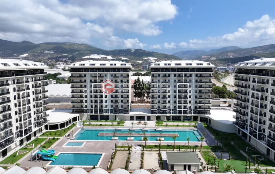 Prestižni život s modernim dizajnom i punim aktivnostima u Demirtaşu