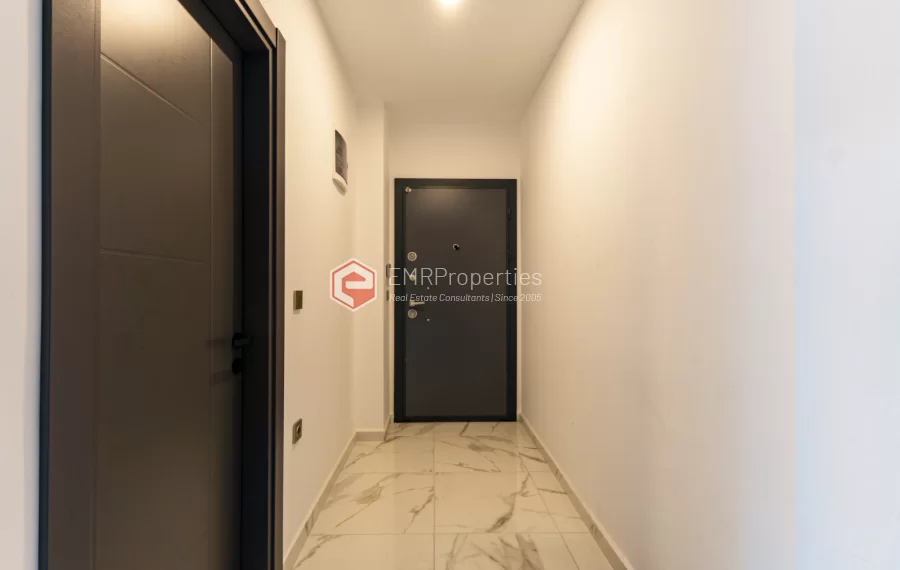 Comfortable Living in the Heart of Mahmutlar, Just Steps from the Sea