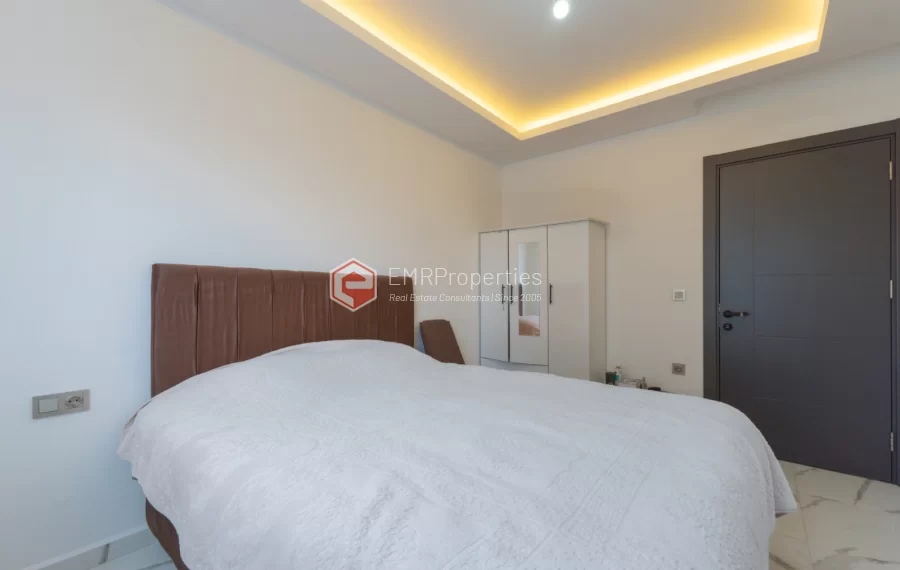 Comfortable Living in the Heart of Mahmutlar, Just Steps from the Sea