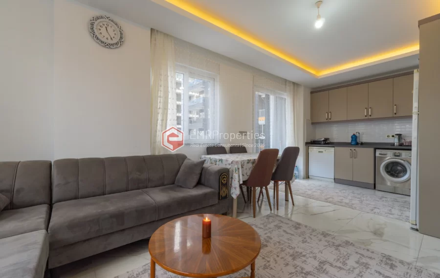 Comfortable Living in the Heart of Mahmutlar, Just Steps from the Sea