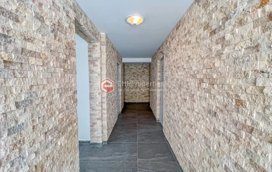 Comfortable Living in the Heart of Mahmutlar, Just Steps from the Sea