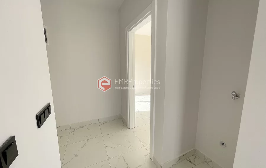 New Spacious 3-Room Apartment in a Quality Residence with Partial Sea View