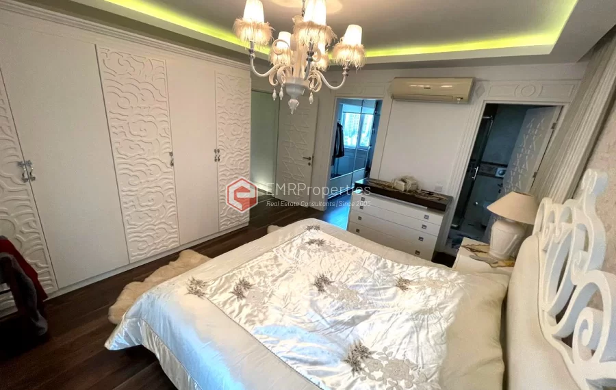 Geräumige 5 Zimmer Wohnung am Meer mit einer einzigartigen Aussicht in Antalya