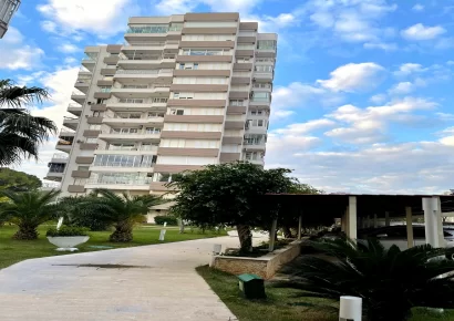 Geräumige 5 Zimmer Wohnung am Meer mit einer einzigartigen Aussicht in Antalya