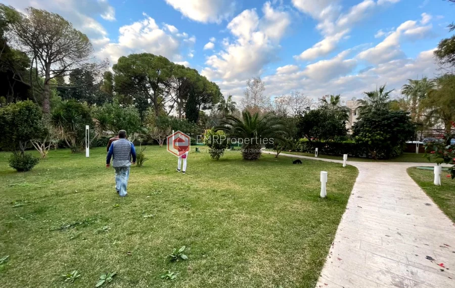 Geräumige 5 Zimmer Wohnung am Meer mit einer einzigartigen Aussicht in Antalya