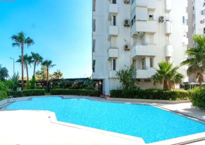 Comfortable and spacious apartment with an advantageous location for sale in Antalya