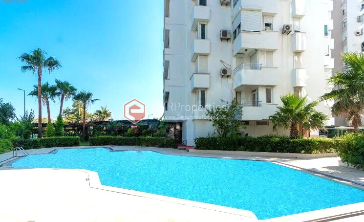 Comfortable and spacious apartment with an advantageous location for sale in Antalya