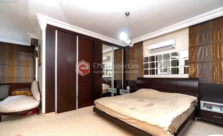 Comfortable and spacious apartment with an advantageous location for sale in Antalya