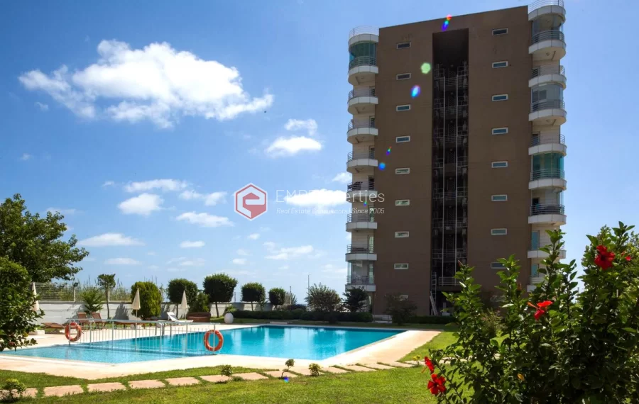 Komplett möblierte 2 Bett Wohnung zum Verkauf in perfekter Lage in Antalya