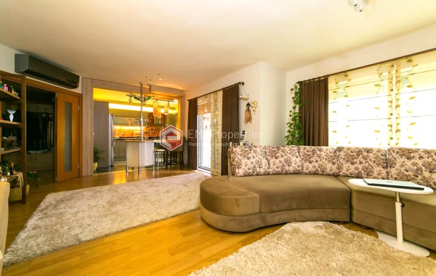 Komplett möblierte 2 Bett Wohnung zum Verkauf in perfekter Lage in Antalya
